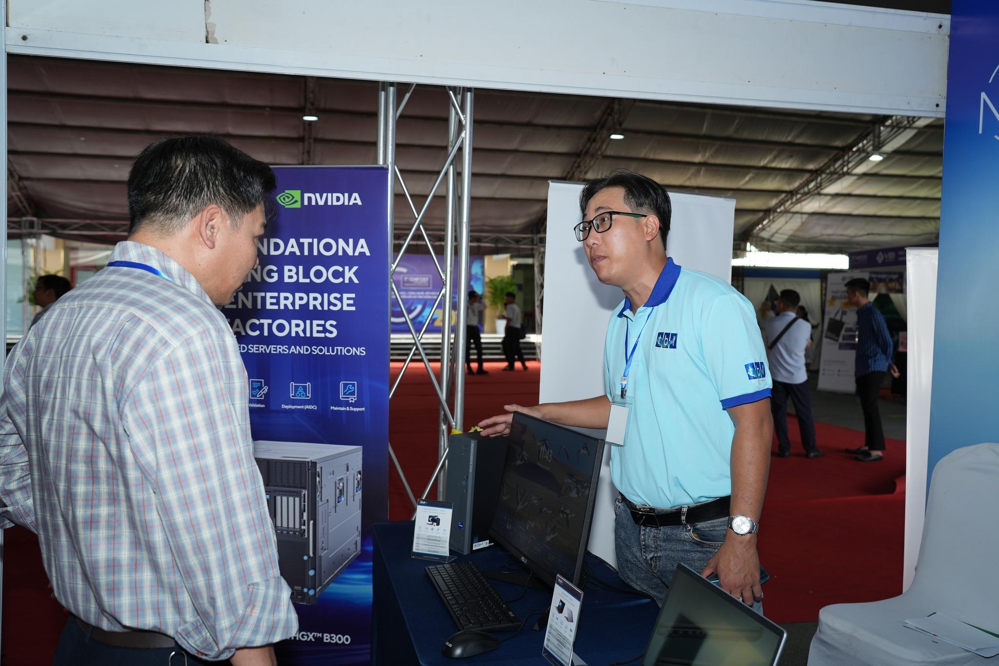 TÍN BẢO LAN & ASUS TẠI TECHFEST ĐỒNG NAI 2025